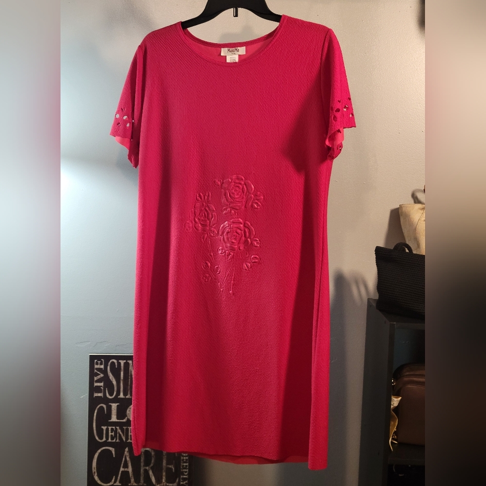 MaxiMa red Embroidered Dress